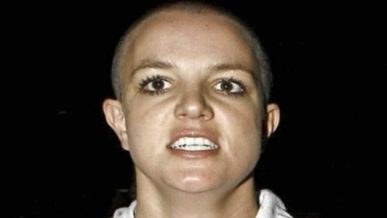 Britney Spears with shaved head appears angry