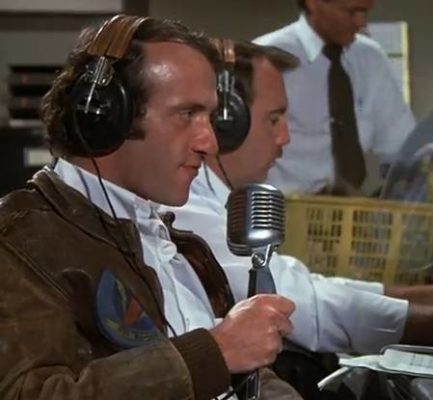 Jonathan Banks receding hairline in movie Airplane